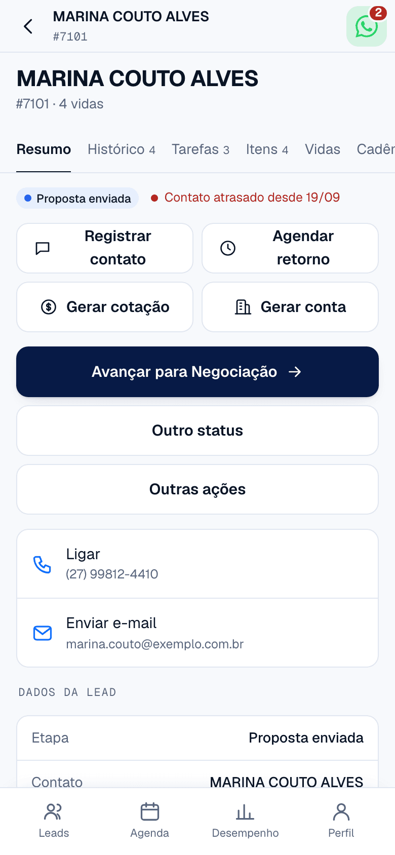 Tela de uma lead no app, com as ações de registrar contato, agendar retorno, gerar cotação e avançar de etapa